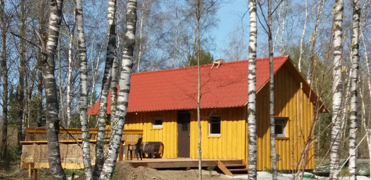 Hueueru Puhkemajad Guest House Huuru Exterior foto